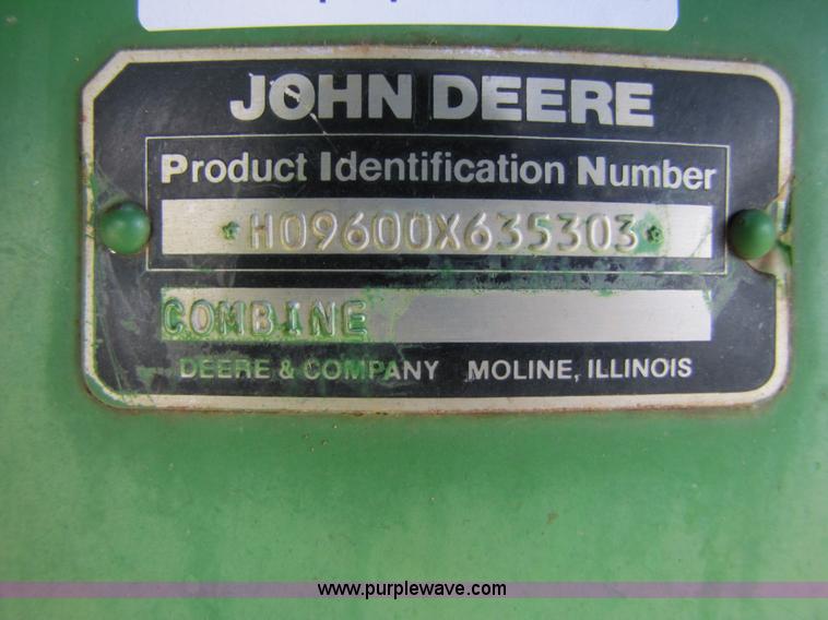 image for item 3545 1990 John Deere 9600 combine