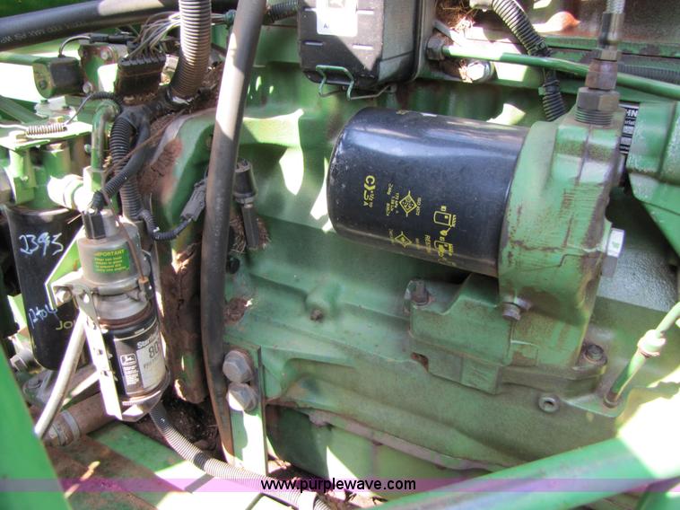 image for item 3545 1990 John Deere 9600 combine