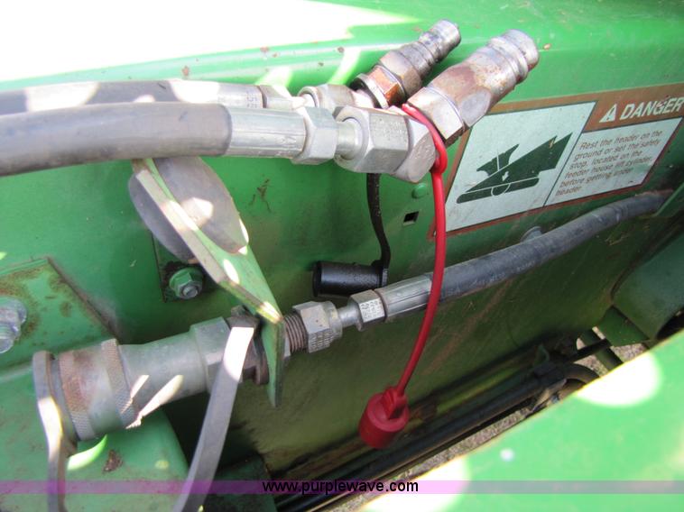 image for item 3545 1990 John Deere 9600 combine