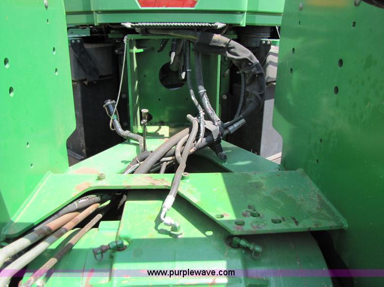 image for item 3546 1998 John Deere 9300 4WD tractor