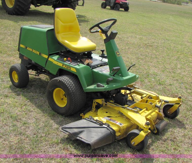 image for item 3548 1998 John Deere F725 riding mower