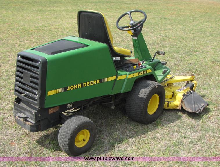 image for item 3548 1998 John Deere F725 riding mower