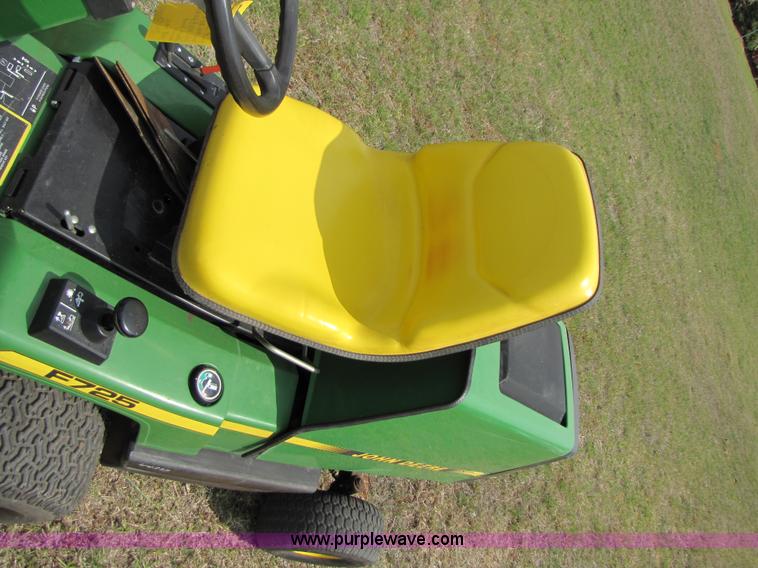 image for item 3548 1998 John Deere F725 riding mower