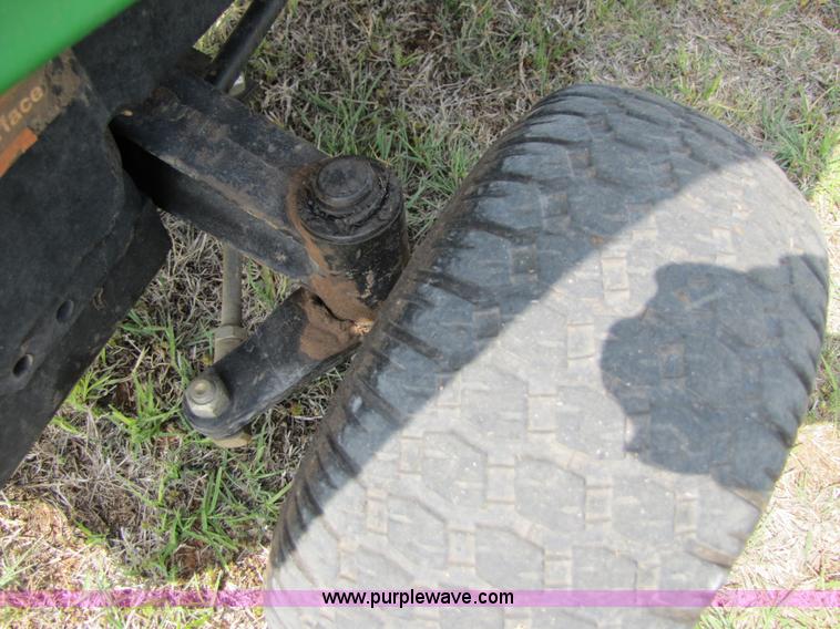 image for item 3548 1998 John Deere F725 riding mower