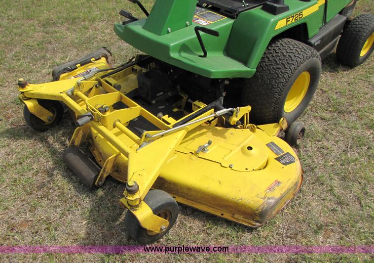 image for item 3548 1998 John Deere F725 riding mower