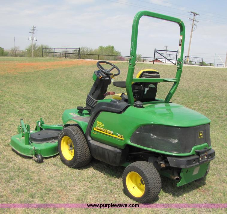 image for item 3550 2002 John Deere 1420 front deck mower