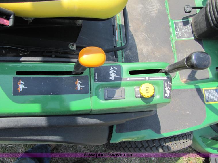 image for item 3550 2002 John Deere 1420 front deck mower