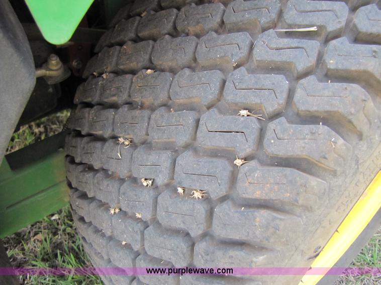 image for item 3550 2002 John Deere 1420 front deck mower