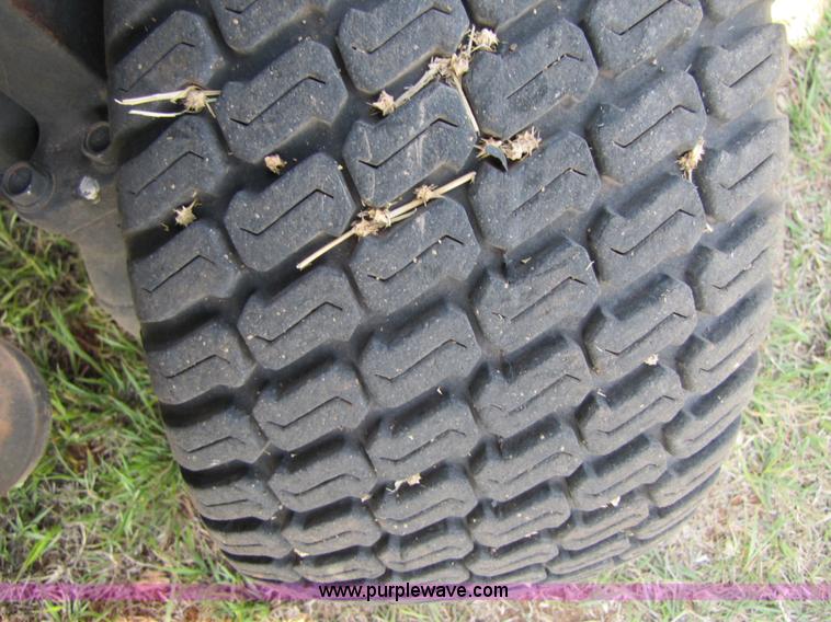 image for item 3550 2002 John Deere 1420 front deck mower