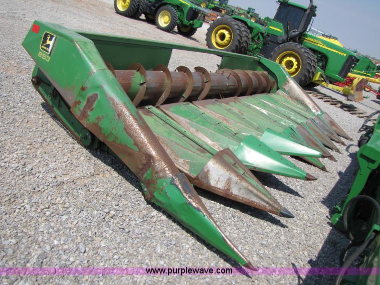 image for item 3552 John Deere 853A all crop head