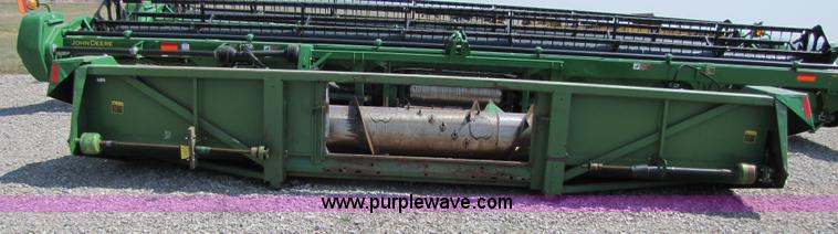 image for item 3552 John Deere 853A all crop head