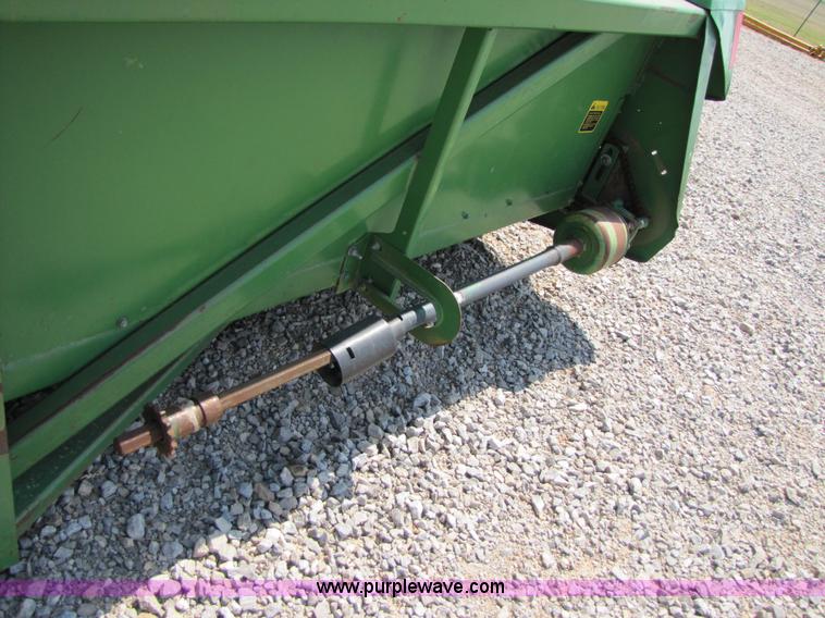 image for item 3552 John Deere 853A all crop head