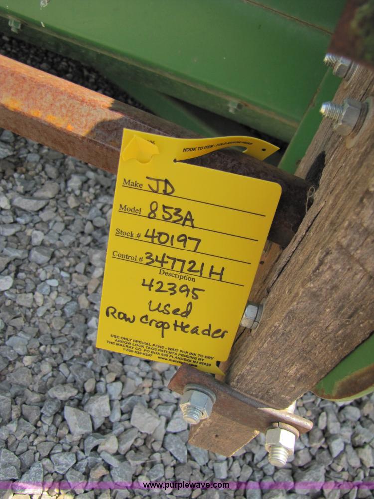 image for item 3552 John Deere 853A all crop head