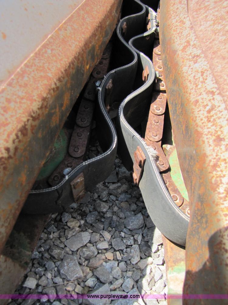 image for item 3552 John Deere 853A all crop head