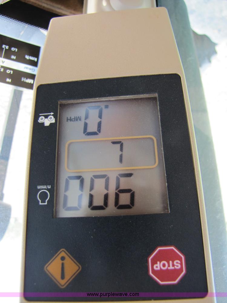 image for item 3553 2002 John Deere 9200 4WD tractor