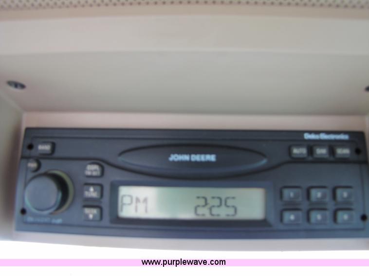 image for item 3553 2002 John Deere 9200 4WD tractor