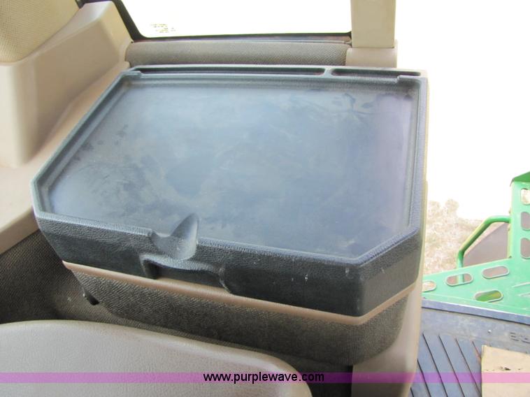 image for item 3553 2002 John Deere 9200 4WD tractor