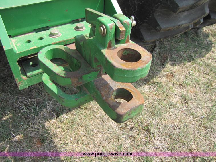 image for item 3553 2002 John Deere 9200 4WD tractor