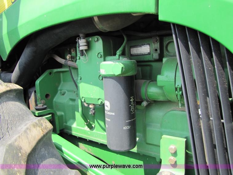 image for item 3553 2002 John Deere 9200 4WD tractor