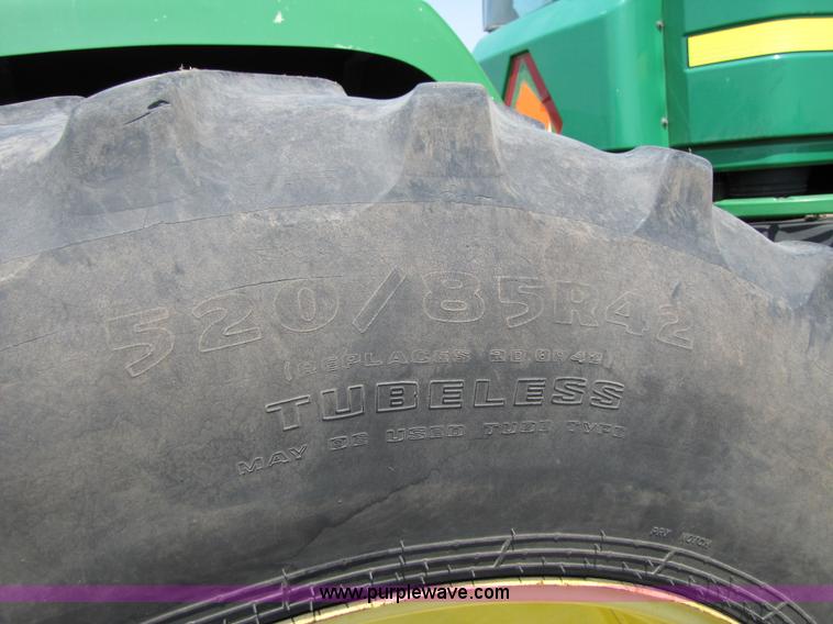 image for item 3553 2002 John Deere 9200 4WD tractor