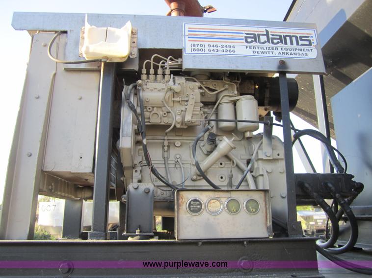 image for item 4376 2000 Adams 24 ton dry fertilizer tender