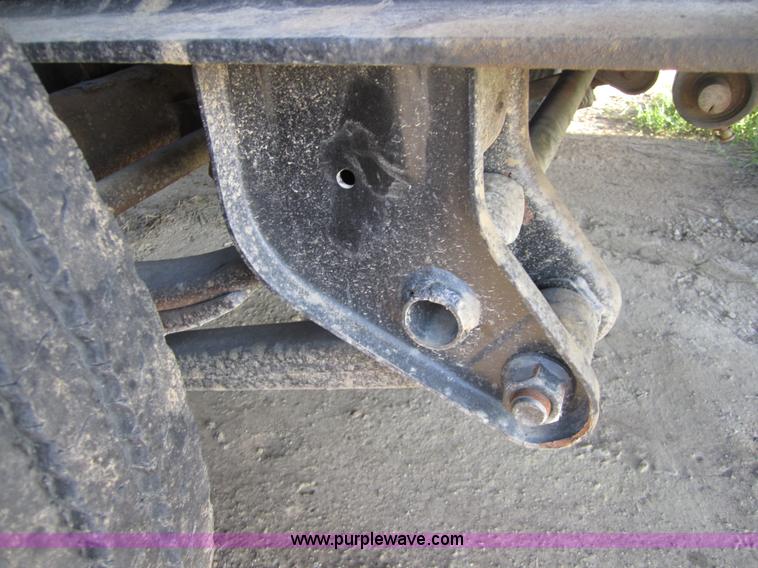 image for item 4376 2000 Adams 24 ton dry fertilizer tender