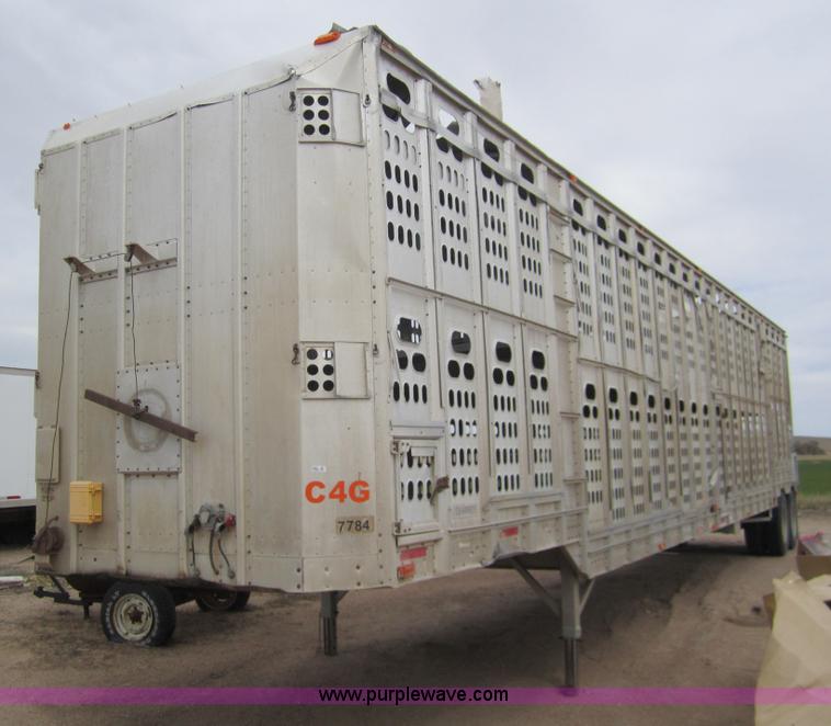 image for item 6423 1995 Barrett 50' straight deck hog trailer