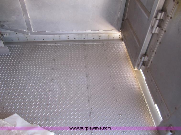 image for item 6473 1995 Wilson 53' straight deck hog trailer