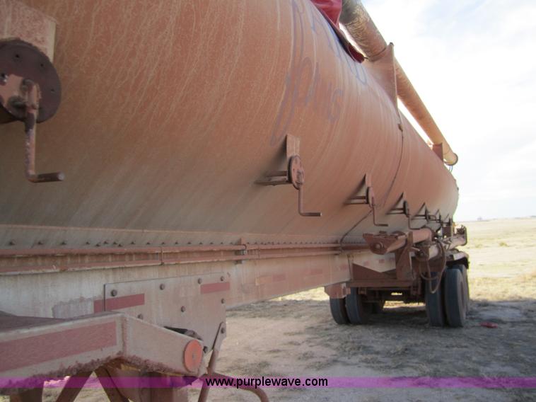 image for item 6475 1994 Pinson 42' feed trailer with reclaim unit