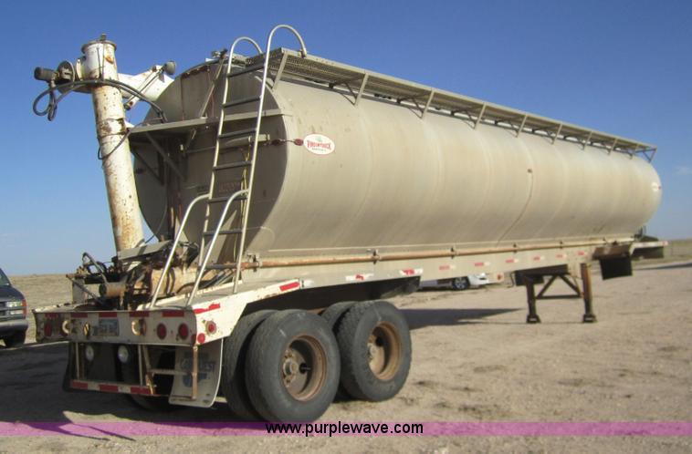 image for item 6476 1998 Pinson 42' feed trailer