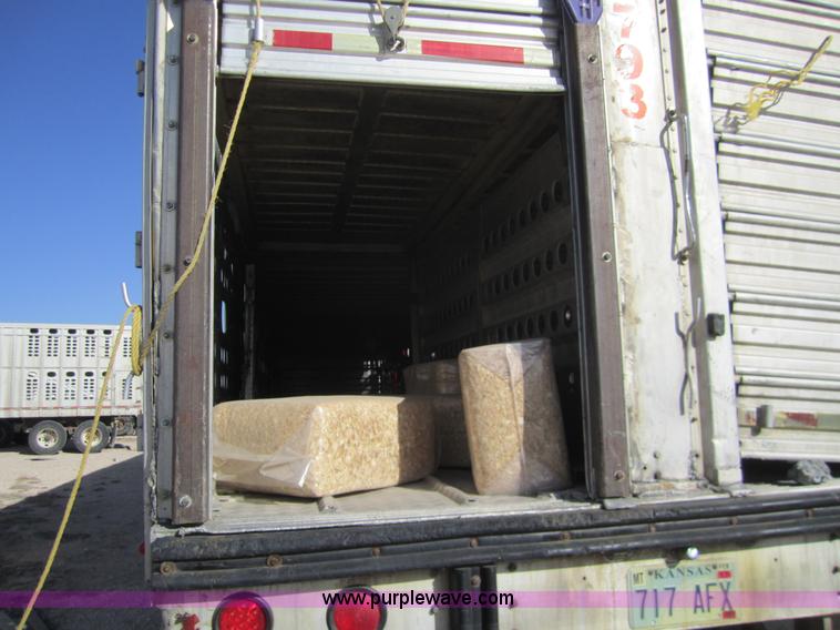 image for item 6477 1996 Merritt 53' straight deck hog trailer