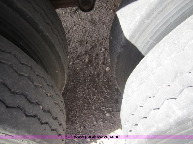 image for item 6477 1996 Merritt 53' straight deck hog trailer