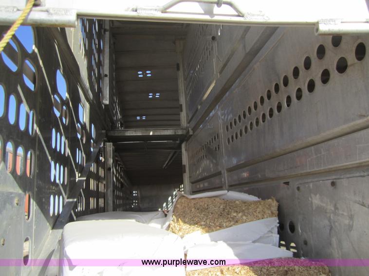 image for item 6481 1995 Barrett 53' straight deck hog trailer