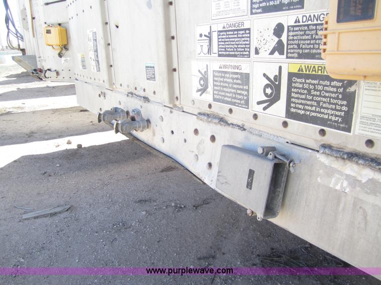 image for item 6482 1996 Wilson 53' straight deck hog trailer