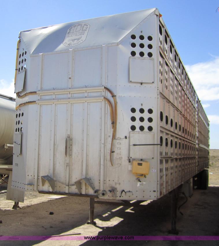 image for item 6483 1997 Merritt 53' straight deck hog trailer