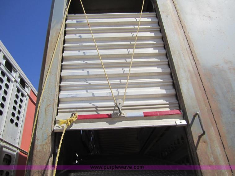 image for item 6483 1997 Merritt 53' straight deck hog trailer