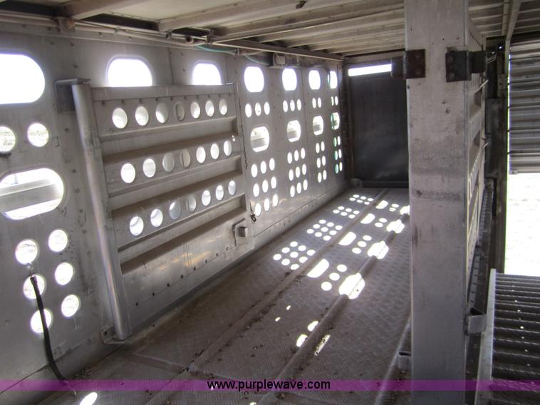 image for item 6483 1997 Merritt 53' straight deck hog trailer