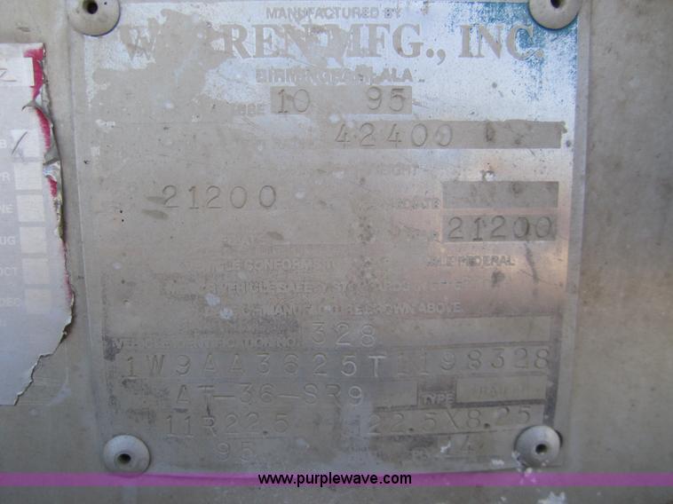 image for item 6484 1995 Warren 41' feed trailer