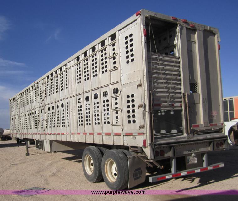 image for item 6486 1997 Wilson 53' straight deck hog trailer