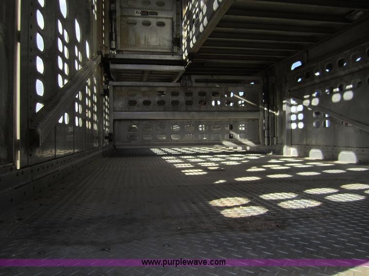 image for item 6486 1997 Wilson 53' straight deck hog trailer