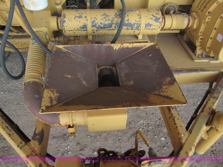 image for item 2966 Rosco RA-200 pothole machine