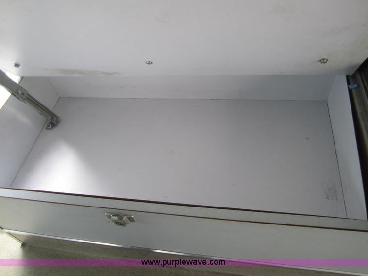 image for item 2974 1990 Ford E350 ambulance