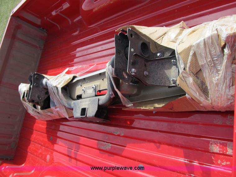 image for item 4097 2004 Dodge Ram one ton pickup truck bed with bumper