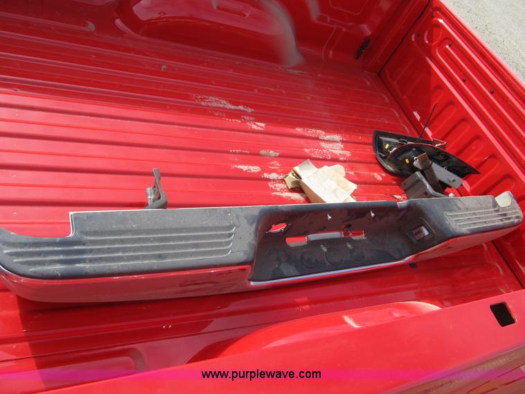 image for item 4098 2006 Dodge Ram 3/4 ton pickup truck bed