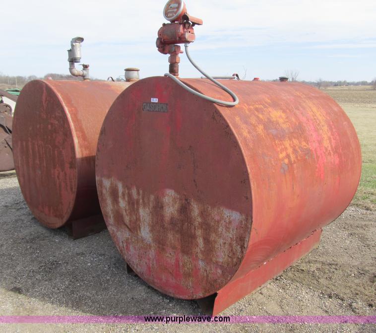 image for item 4099 (2) 1,000 gallon fuel tanks