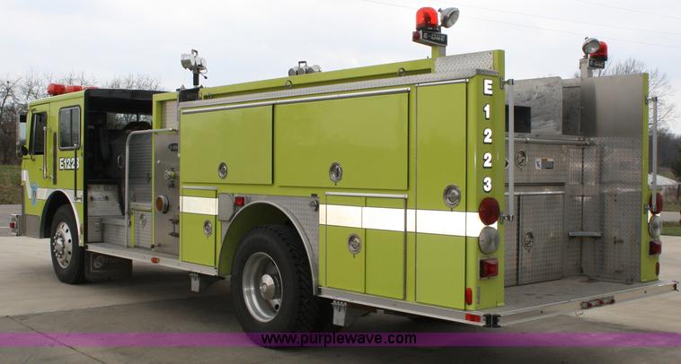 image for item 4686 1990 Ottawa E-ONE fire truck
