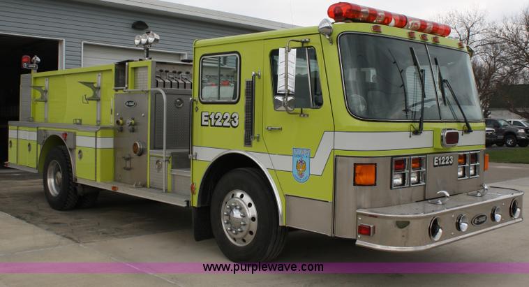 image for item 4686 1990 Ottawa E-ONE fire truck