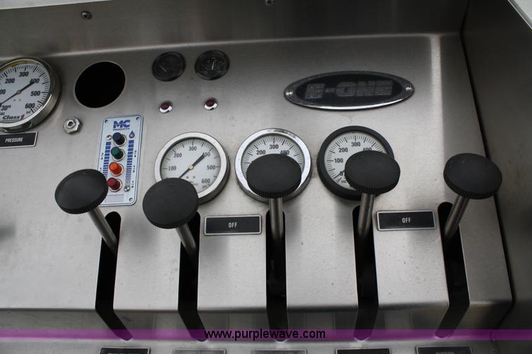 image for item 4686 1990 Ottawa E-ONE fire truck