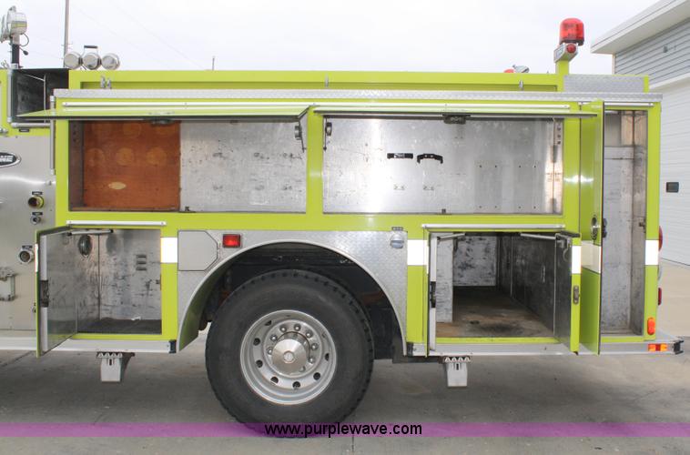 image for item 4686 1990 Ottawa E-ONE fire truck