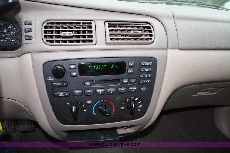 image for item 5095 2007 Ford Taurus SE